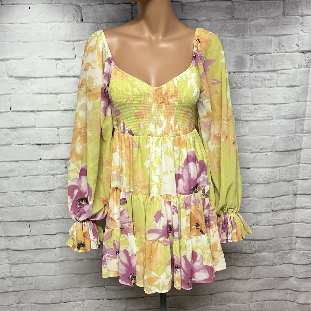 Love Collette‎ Dress Womens Large Floral Tiered Smocked Fairy Peasant Sleeves